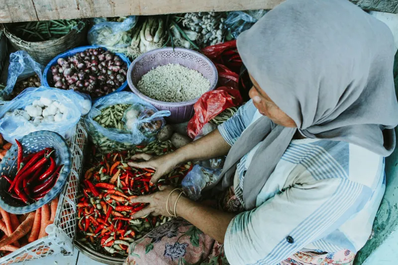 Why Indonesian Cooks Grind Everything — And What Happens to Flavor When You Skip That Step